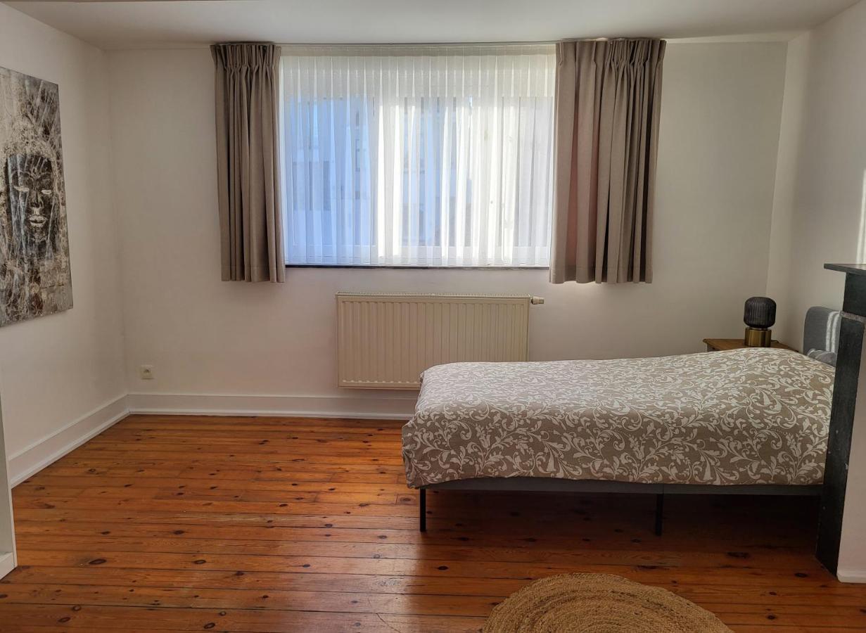 Brussels Bed & Blockchain Private With Shared Bathroom Affittacamere