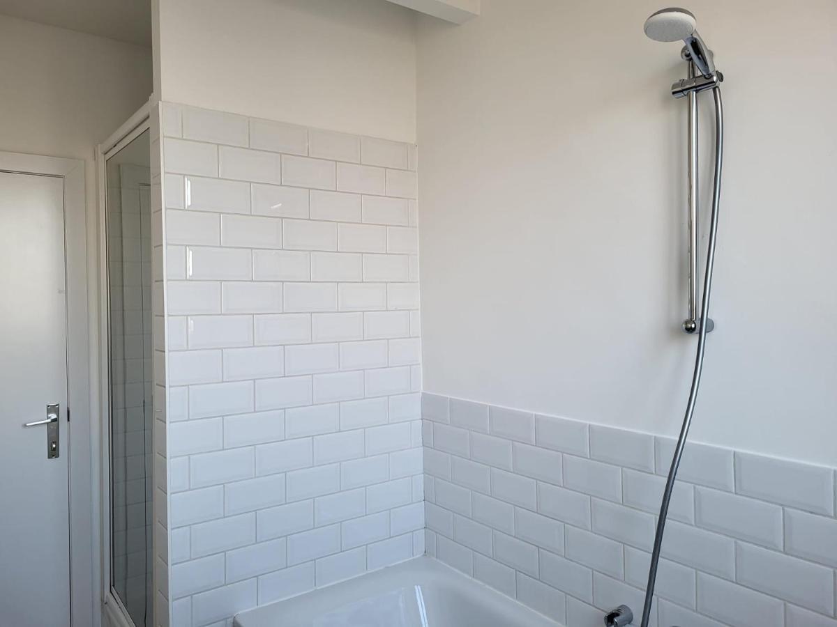 Affittacamere Brussels Bed & Blockchain Private With Shared Bathroom Etterbeek