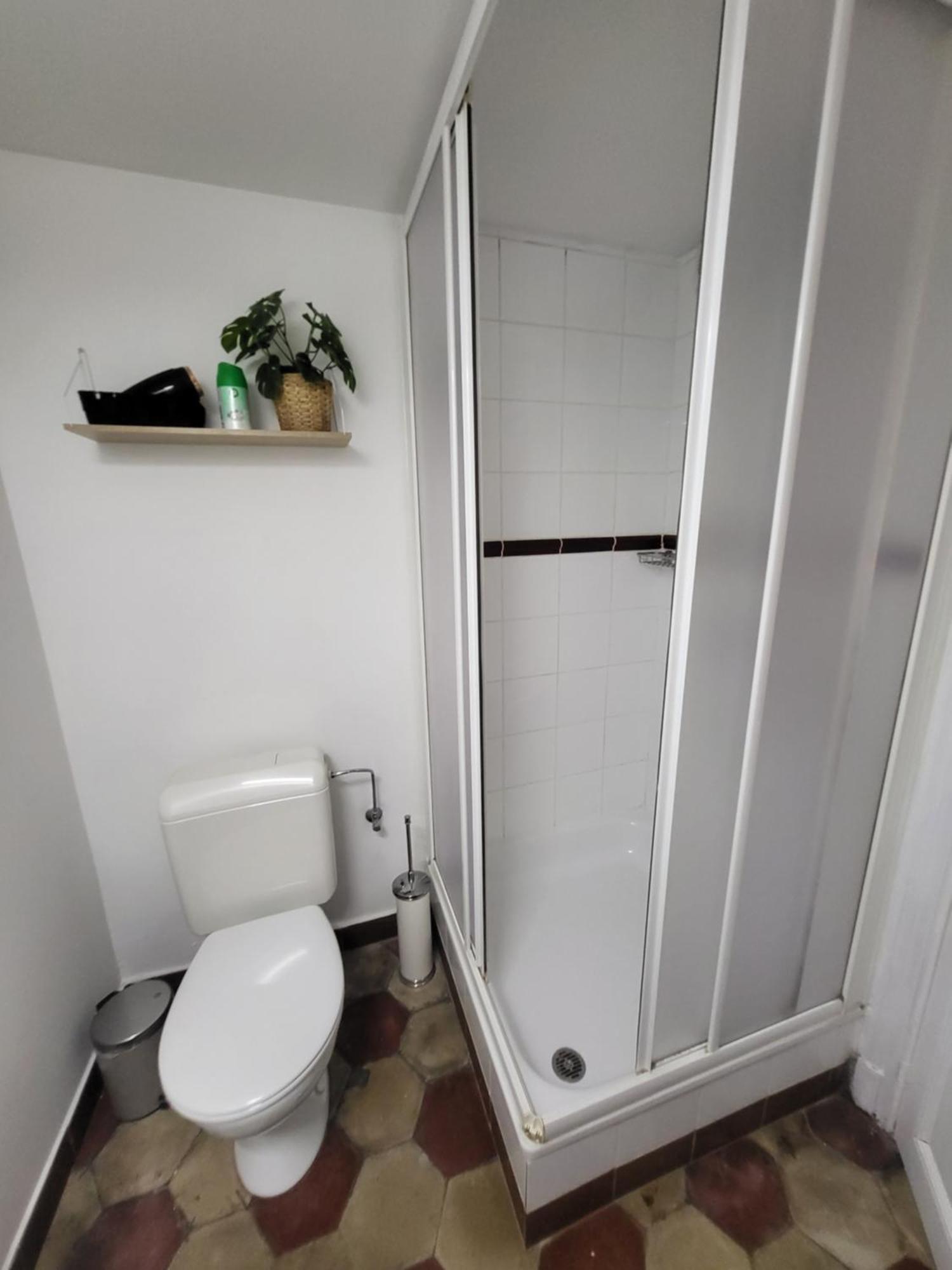 Affittacamere Brussels Bed & Blockchain Private With Shared Bathroom Etterbeek